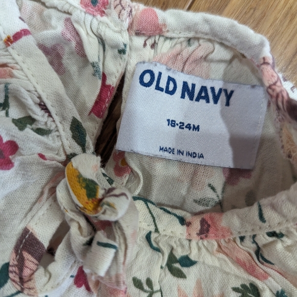 2/$18. Baby girl spring shirt. Long sleeve - Picture 3 of 3